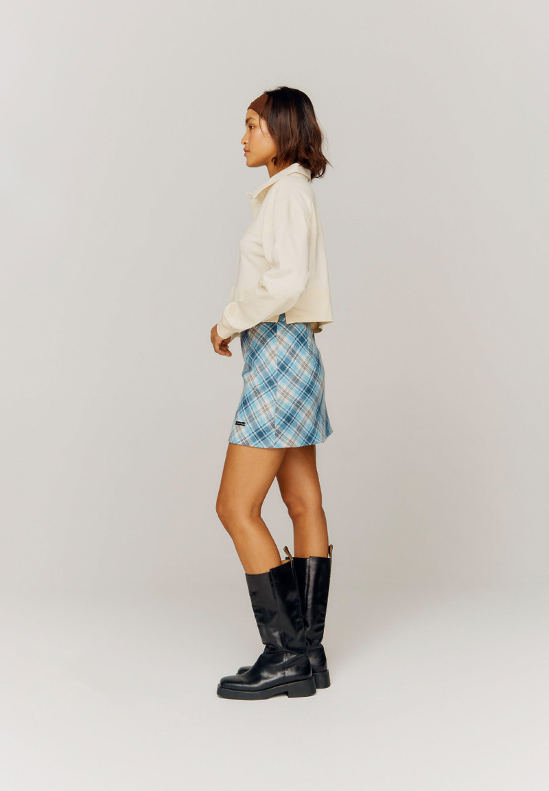 CROPPED POWER LOGO BUTTON UP 3
