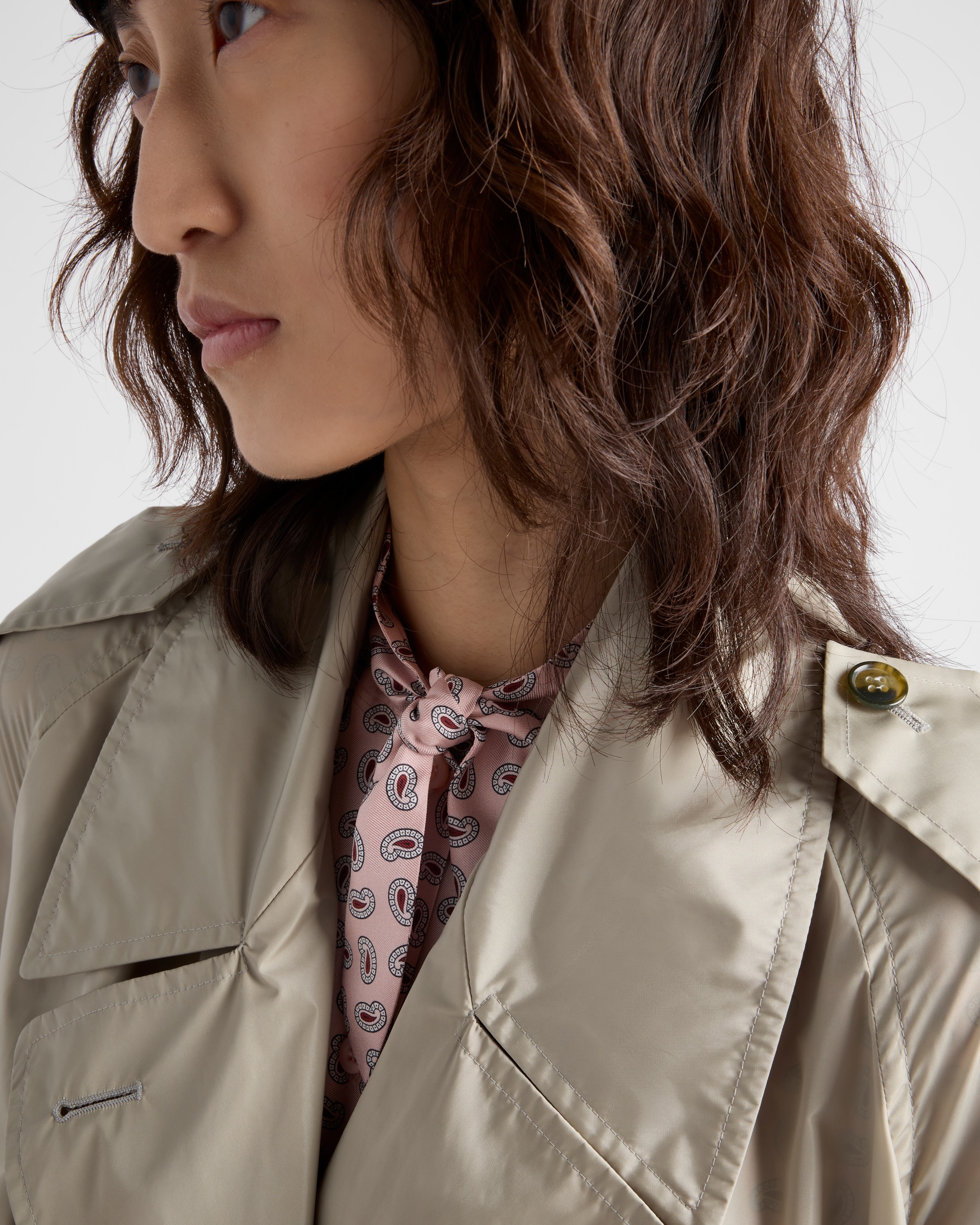 Light technical fabric trench coat - 3