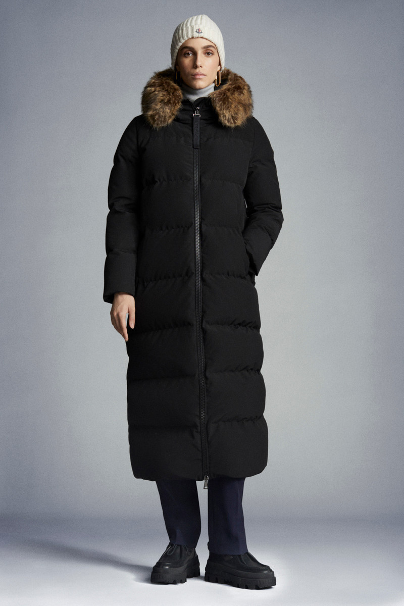 Moncler Guimauve Long Down Jacket outlook