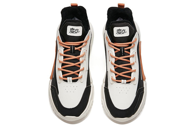 (WMNS) ANTA Leather Fleeced Running Shoes 'White Orange Black' 122148980-2 - 3