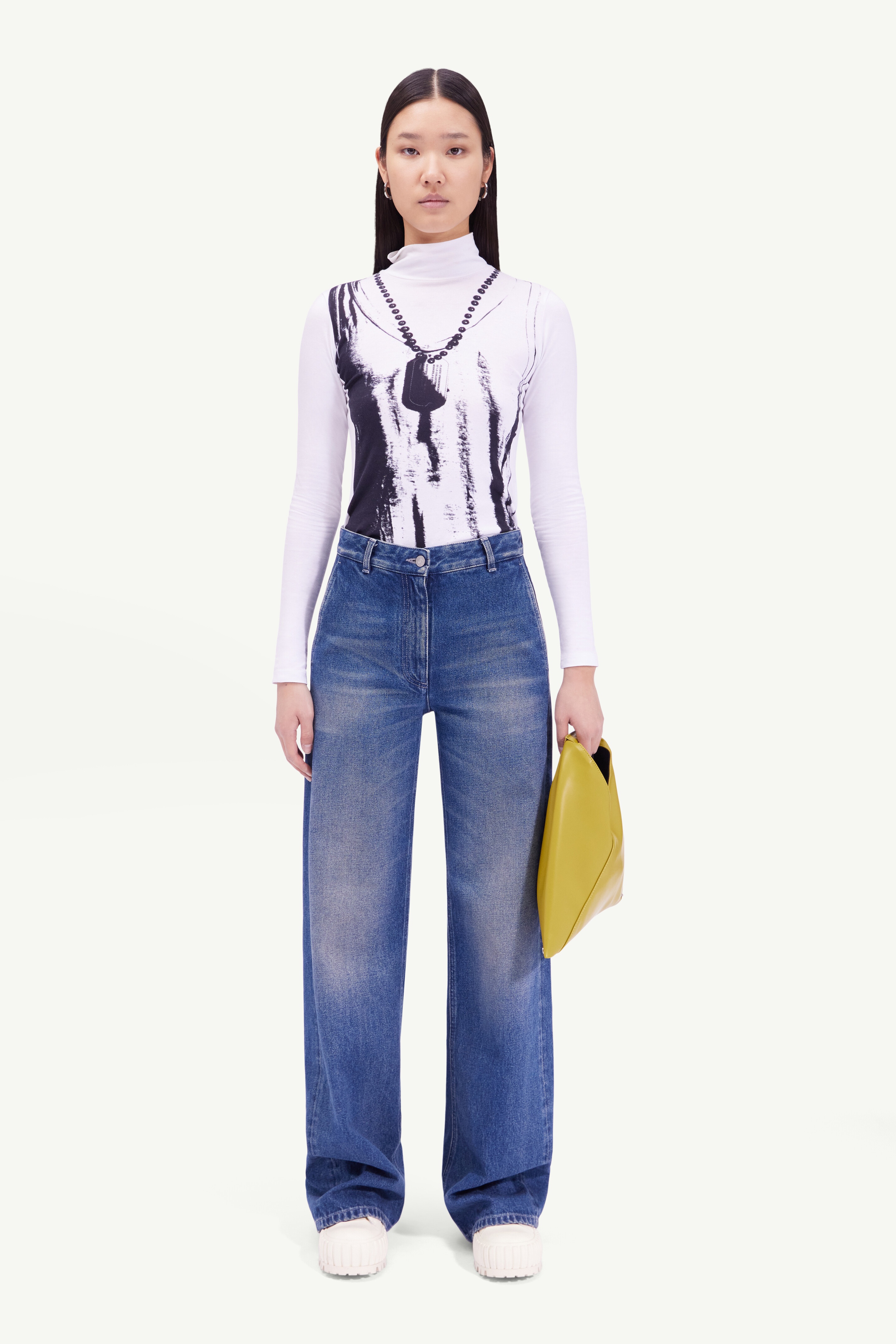 Distressed denim jeans - 2
