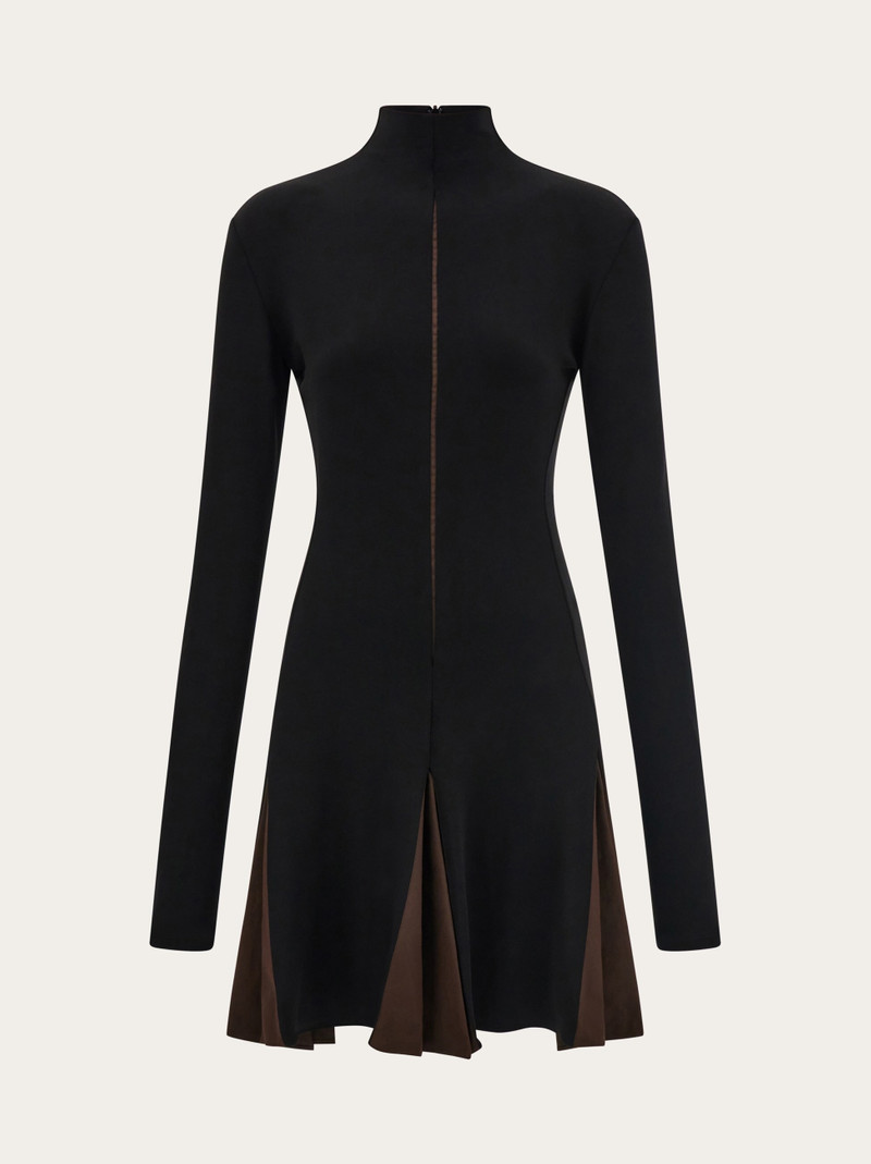 Dress with contrasting inserts 1