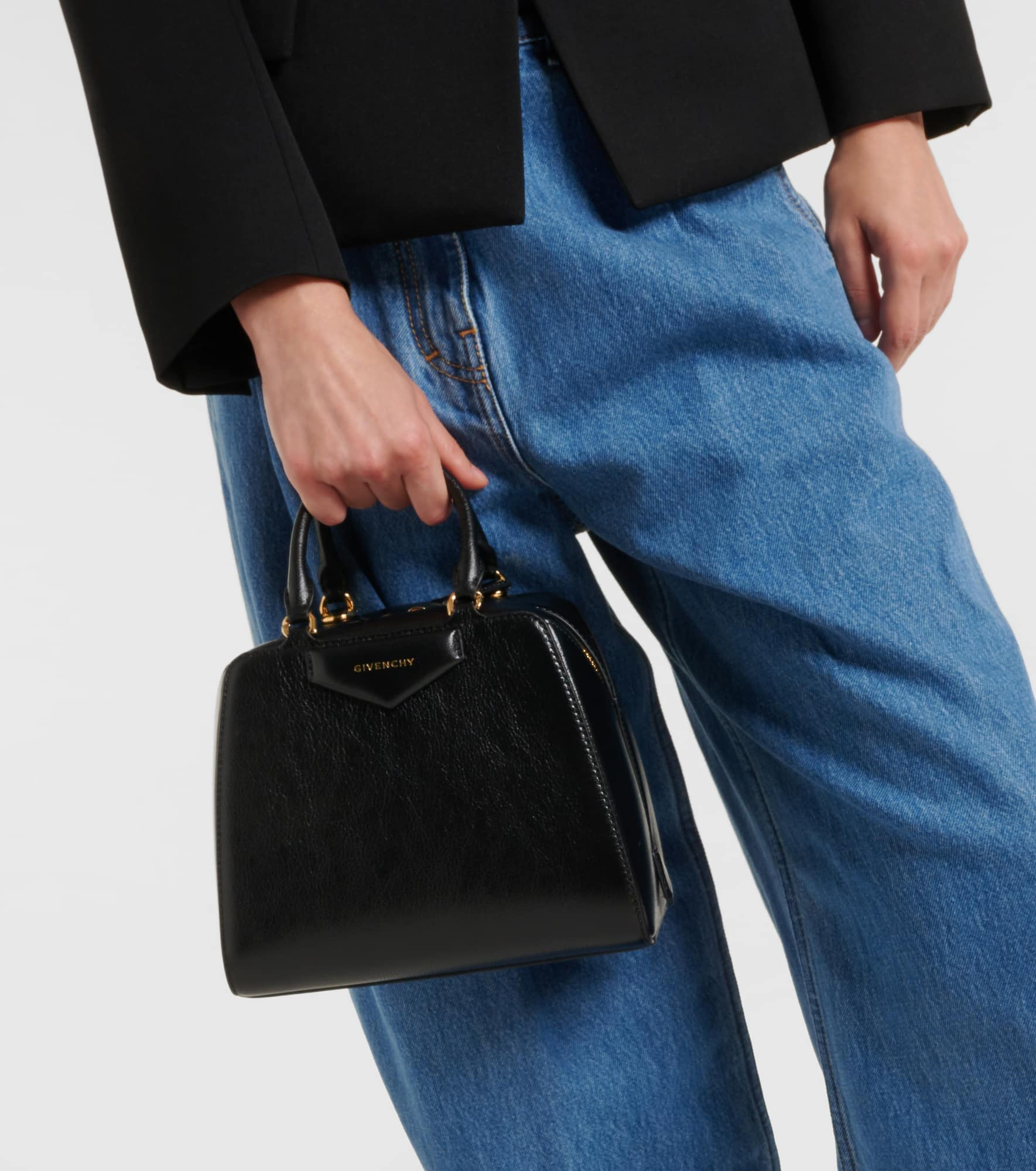 Antigona Cube Mini leather tote bag - 7