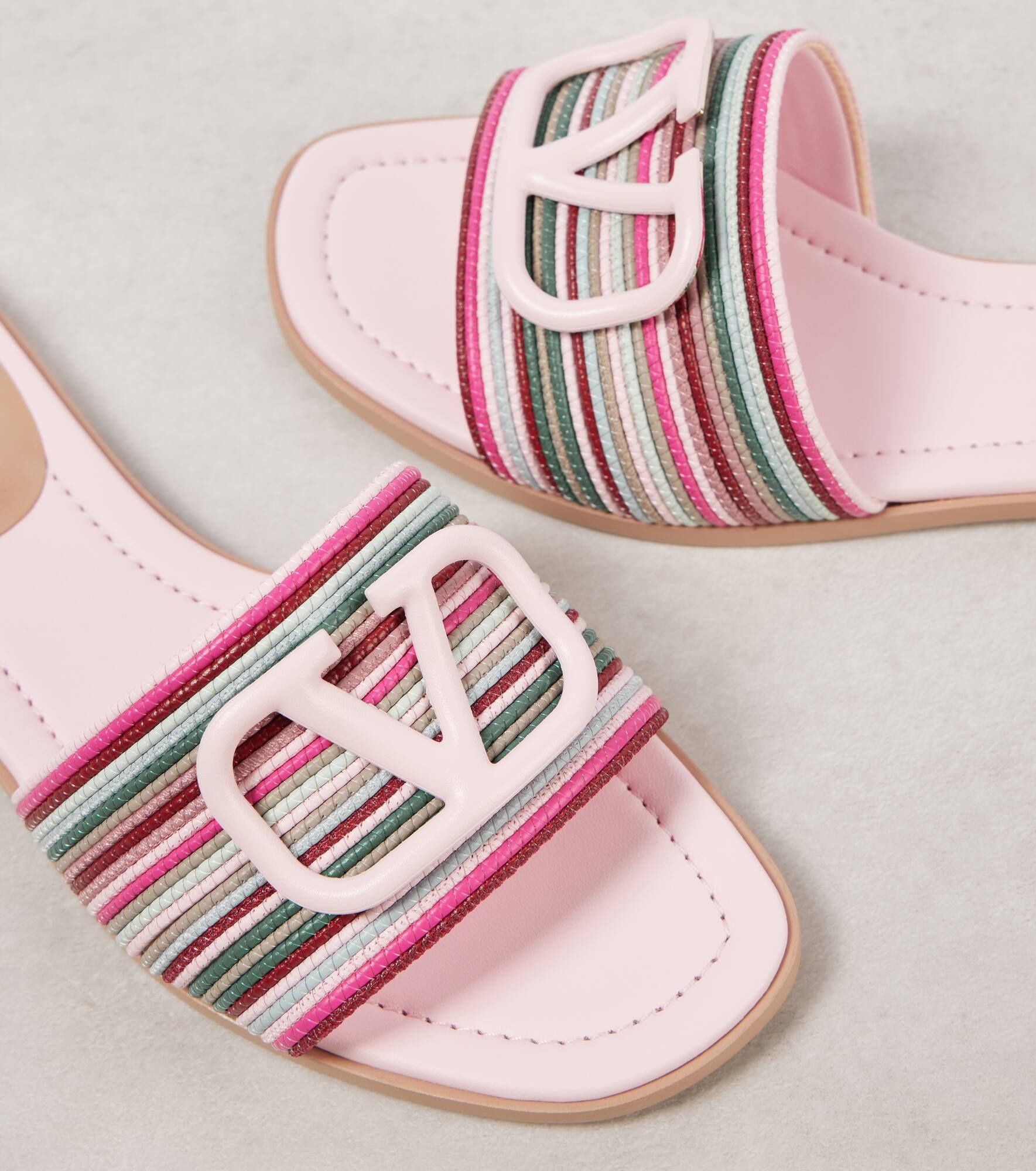 VLogo Signature leather mules - 6