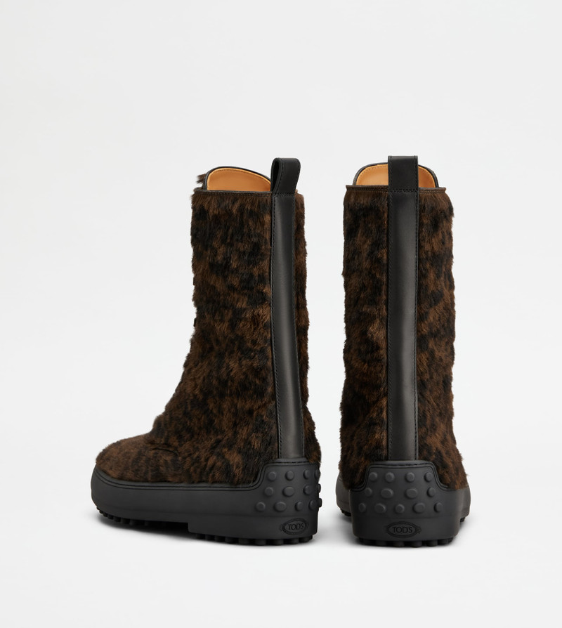 WINTER GOMMINO ANKLE BOOTS IN PONY EFFECT LEATHER - BLACK, BROWN 3