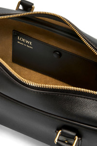 Loewe Amazona 23 Cropped bag in nappa calfskin | REVERSIBLE