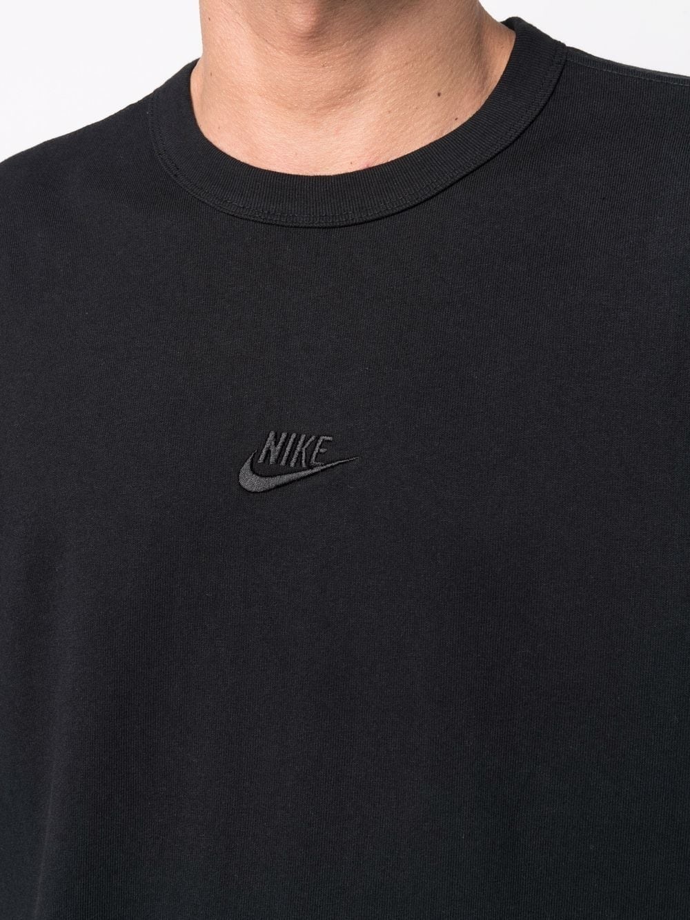 Nike Sportswear Premium Essentials Tee - 5