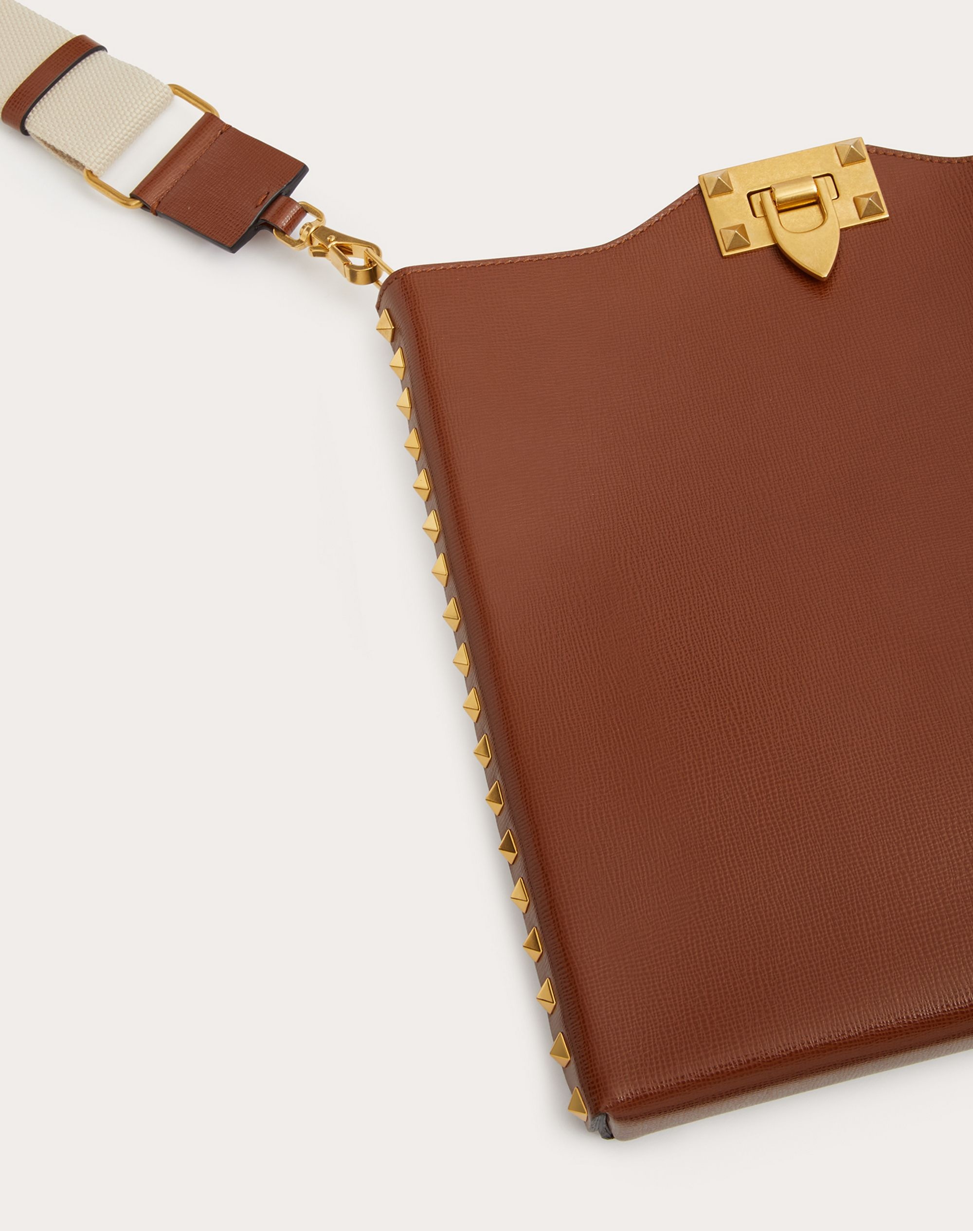 Rockstud Crossbody Bag in Grainy Calfskin - 5