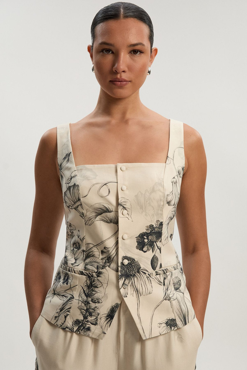Viscose Linen Scenic Placed Print Strappy Top 1