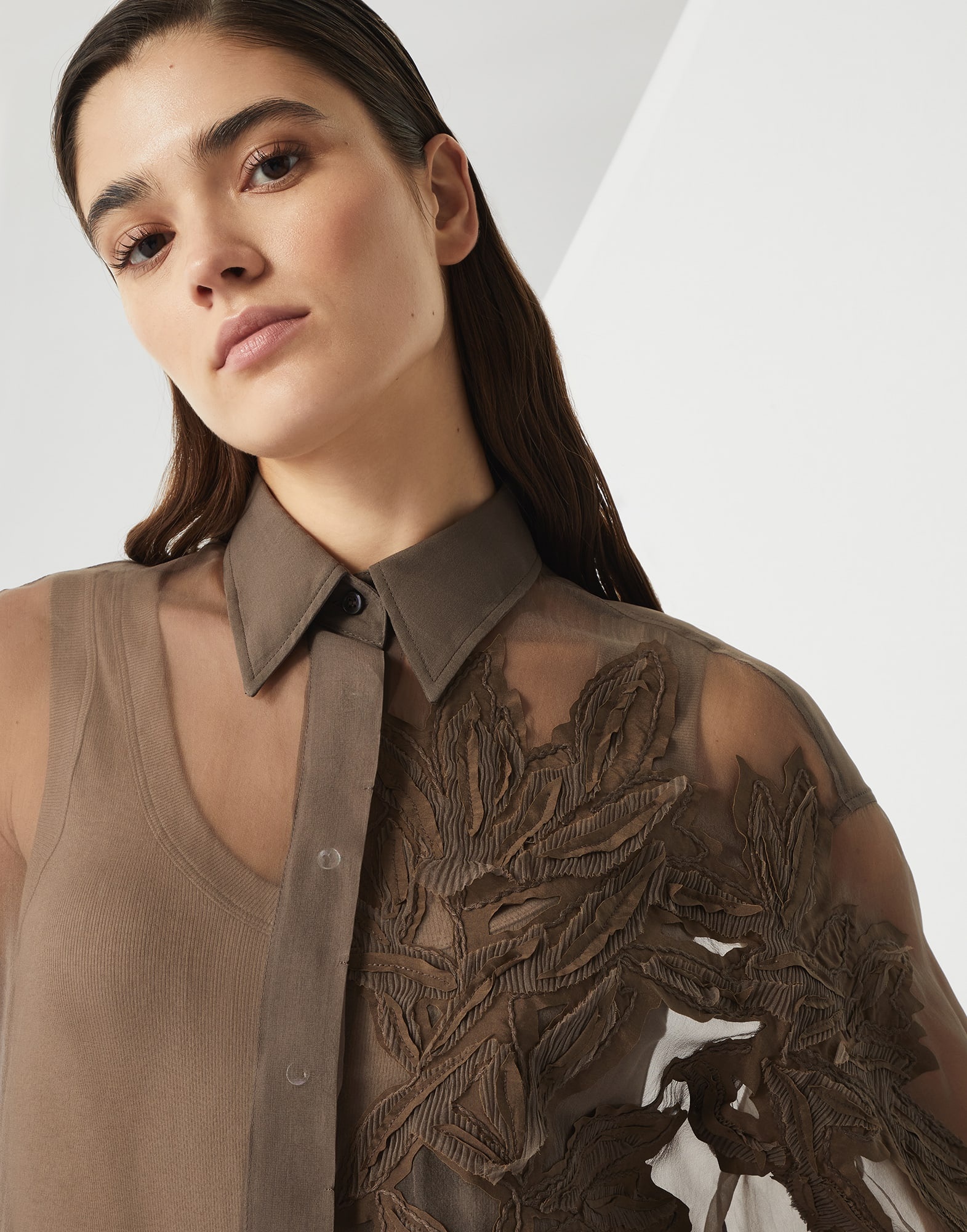 Crispy silk shirt with herbarium appliqué - 3