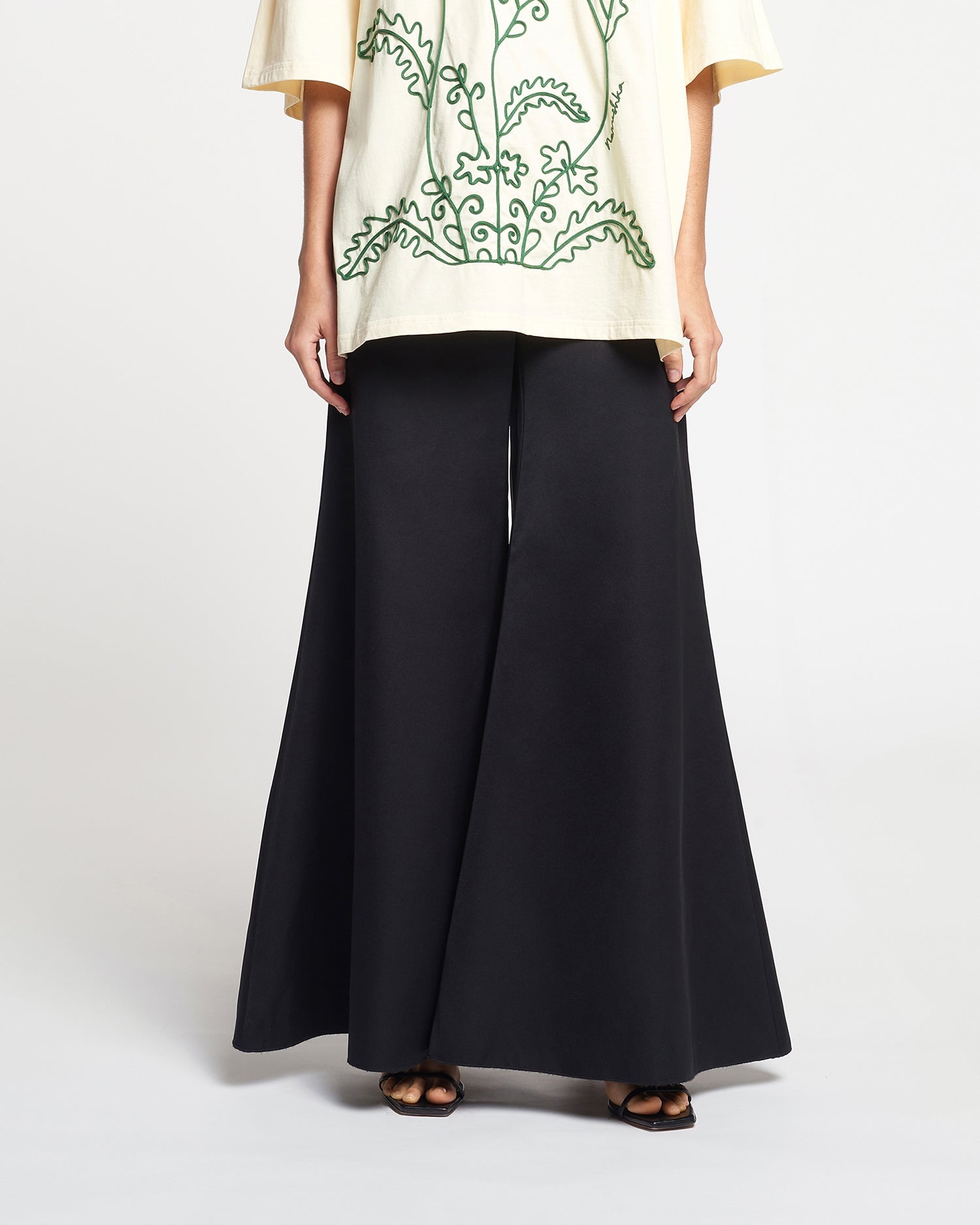 Fluted Tech-Satin Pants - 3
