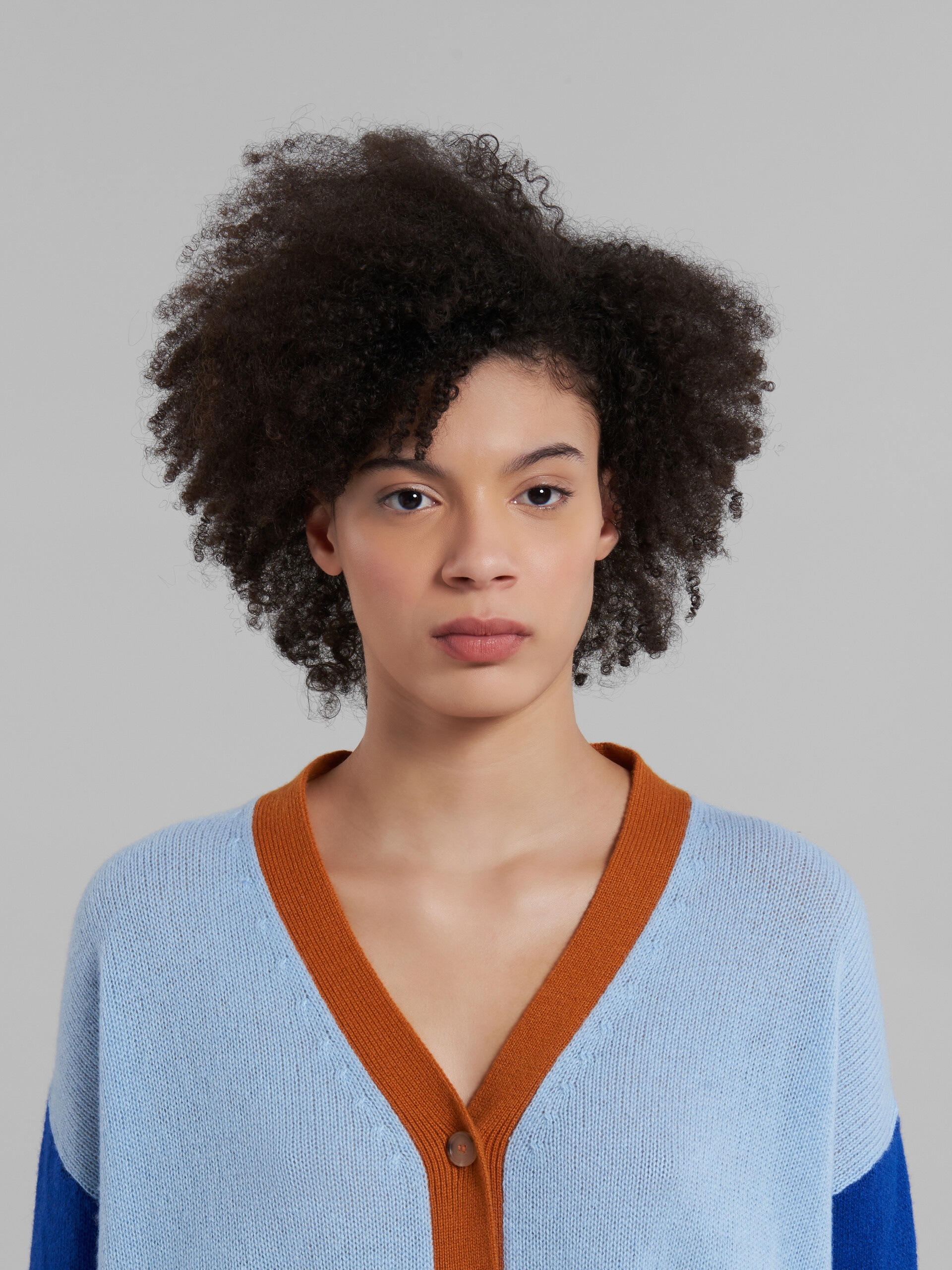 COLOR BLOCK WHITE LIGHT BLUE CASHMERE CARDIGAN - 4
