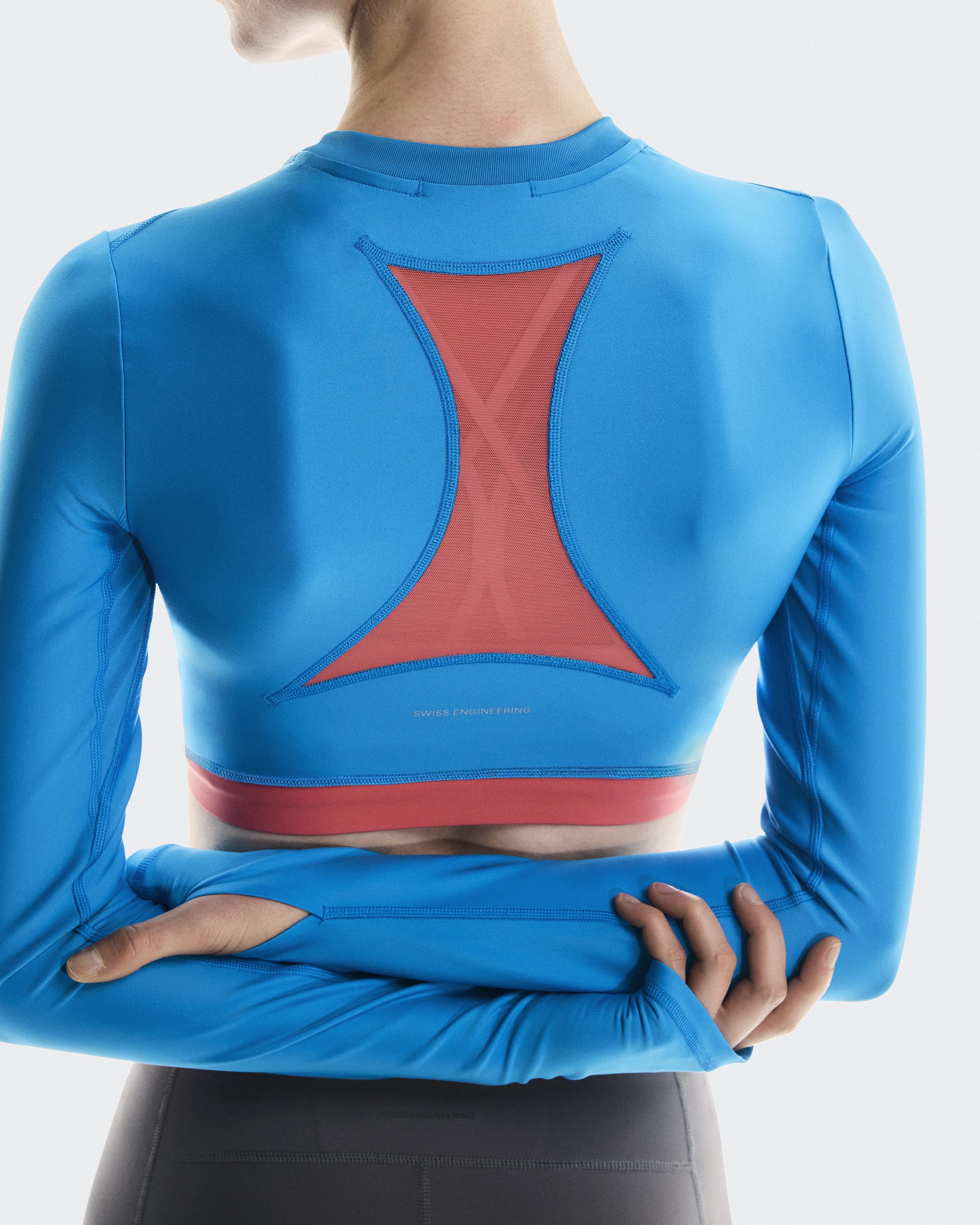 Train Long Sleeve Crop - 5