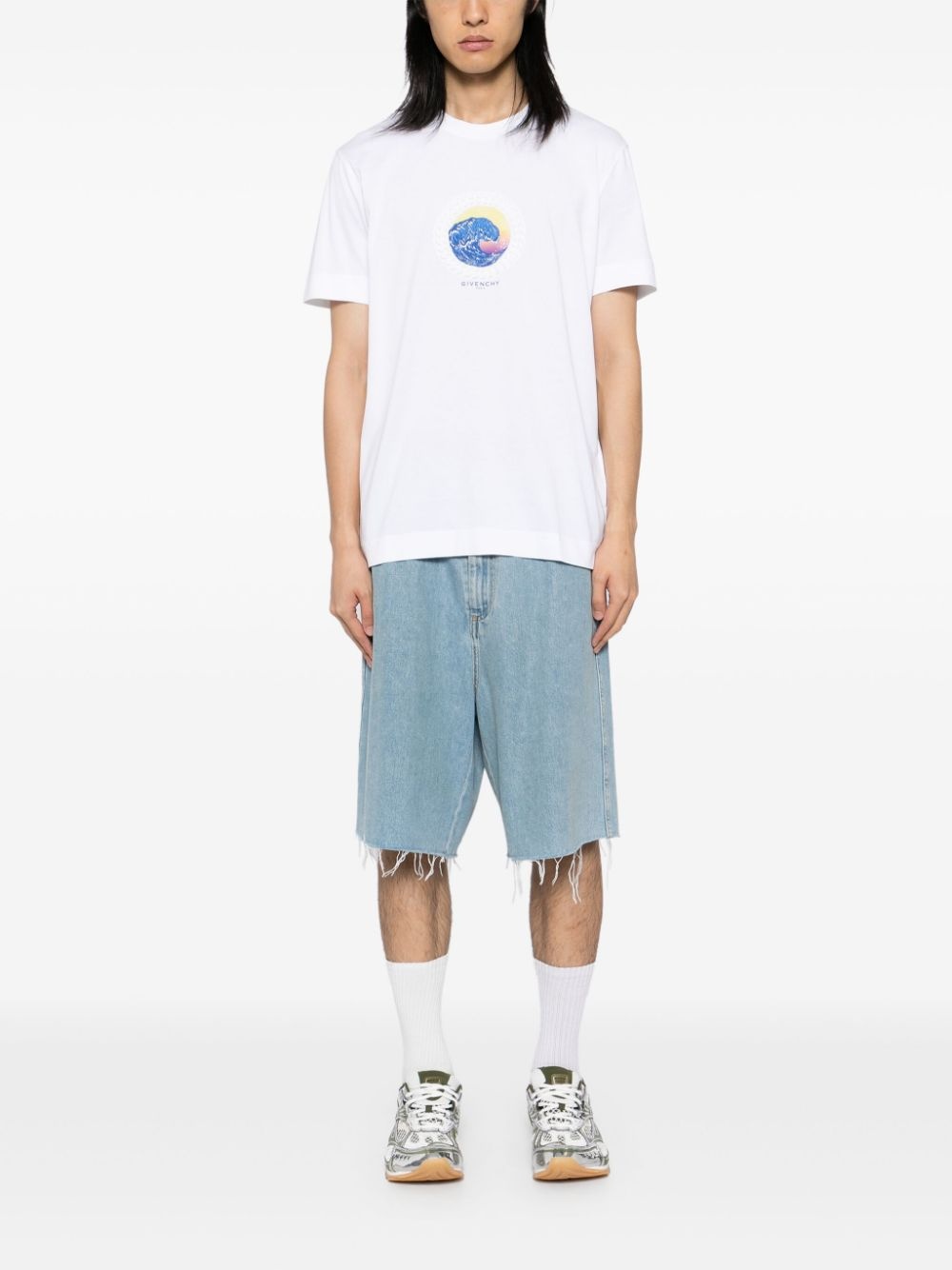 graphic-print T-shirt - 2