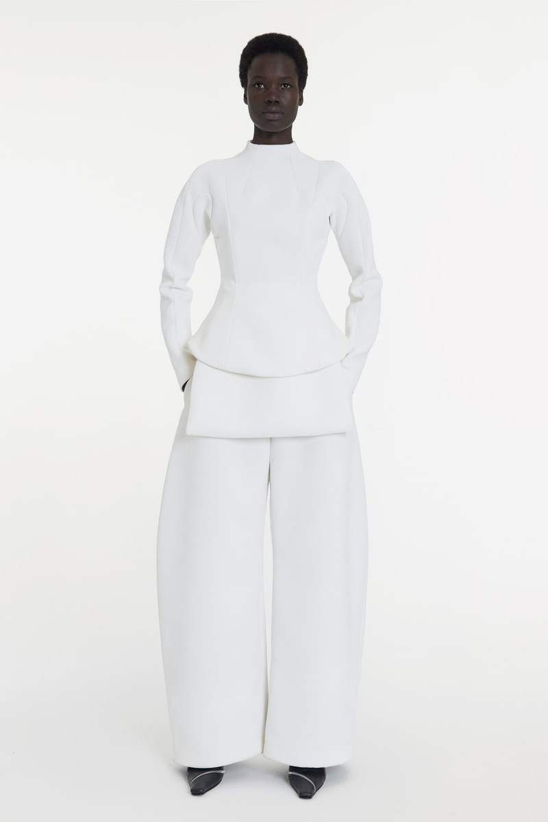 CURVED HEM TOP IVORY 6