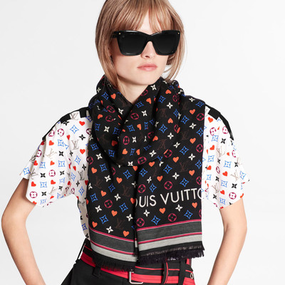 Louis Vuitton Game On Stole outlook