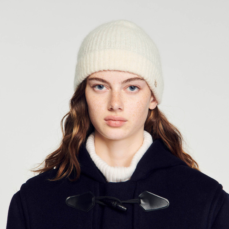 Sandro Beanie outlook