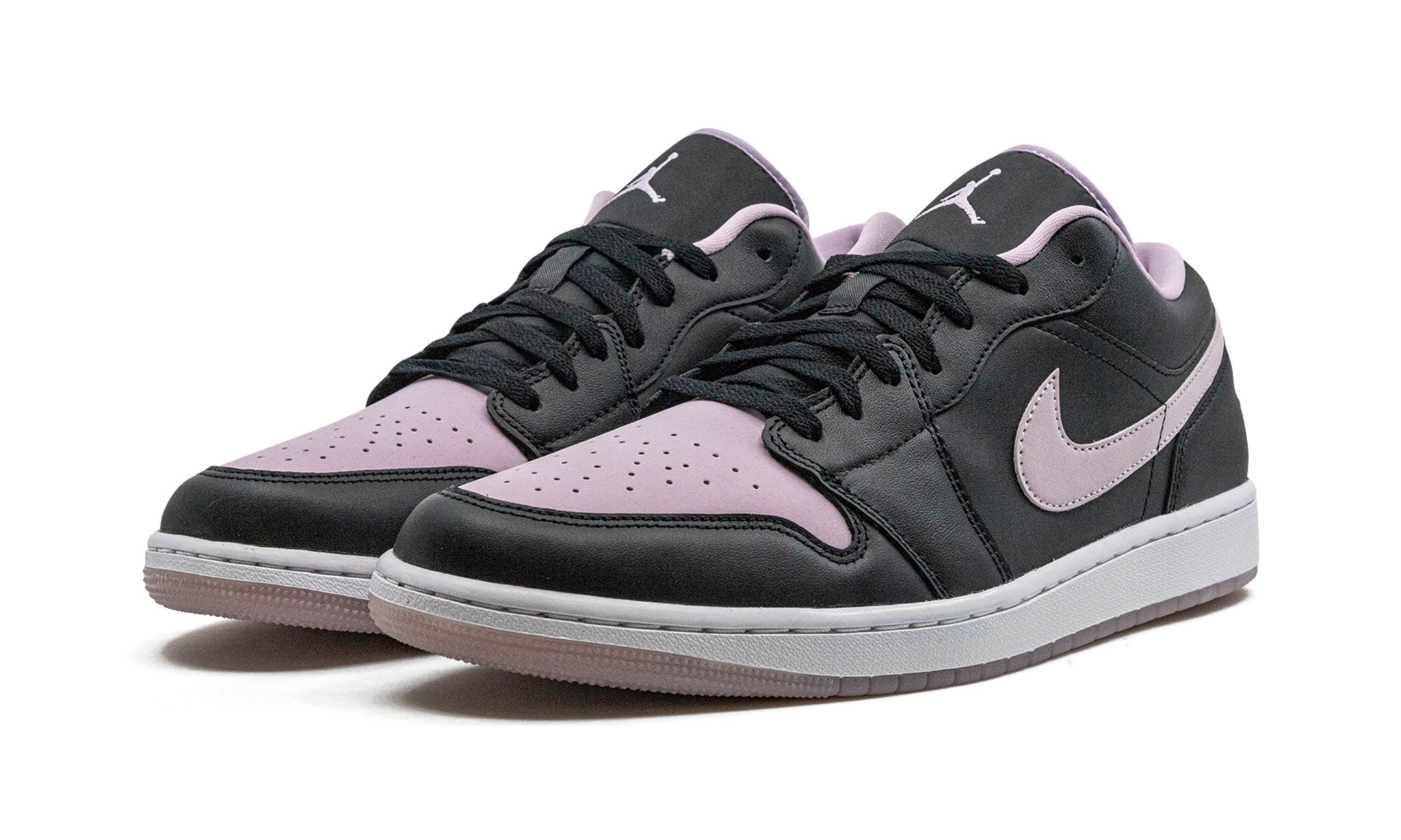 Jordan 1 Low SE "Black Iced Lilac" - 2