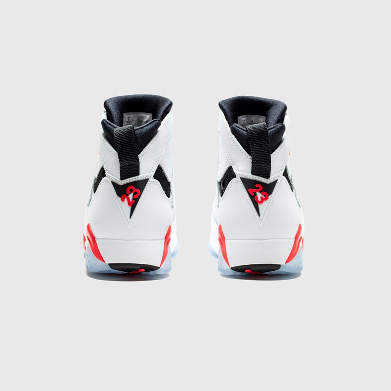 Jordan AIR JORDAN 7 RETRO "CRIMSON" outlook