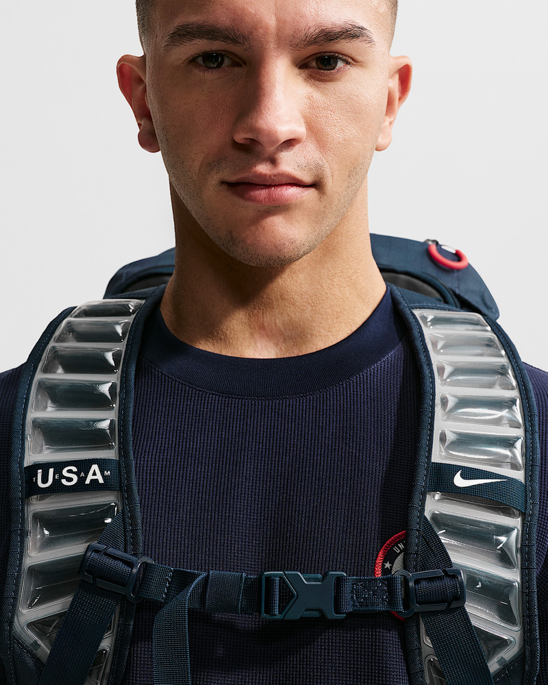 Nike Team USA Elite EasyOn Backpack (31L) 3