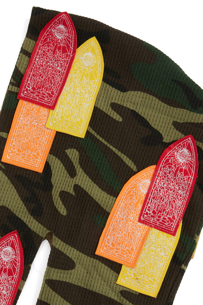 WHO DECIDES WAR CAMO DURAG FLAME ARCH outlook