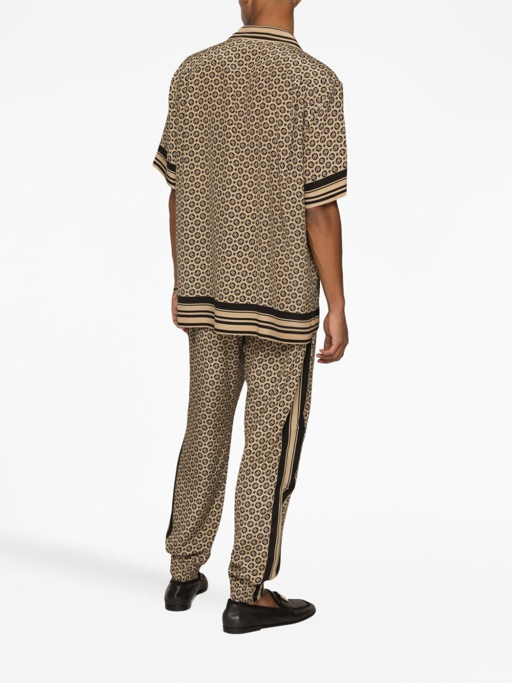 monogram-pattern print silk trousers - 4