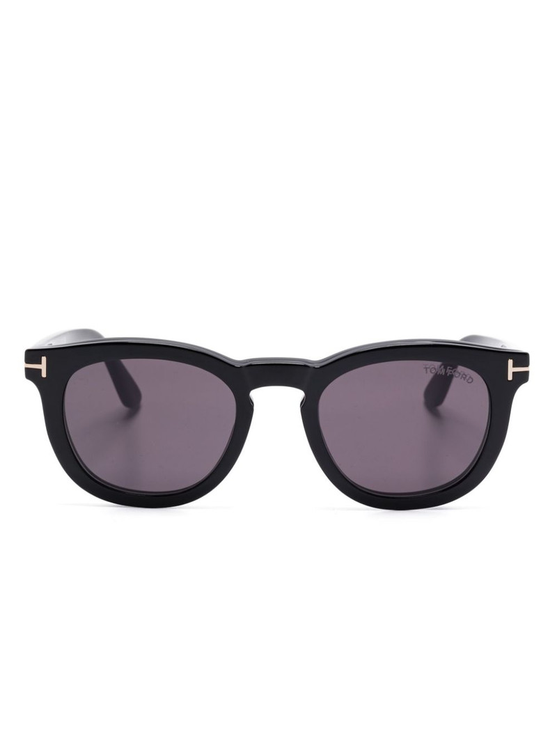 square-frame glasses 1