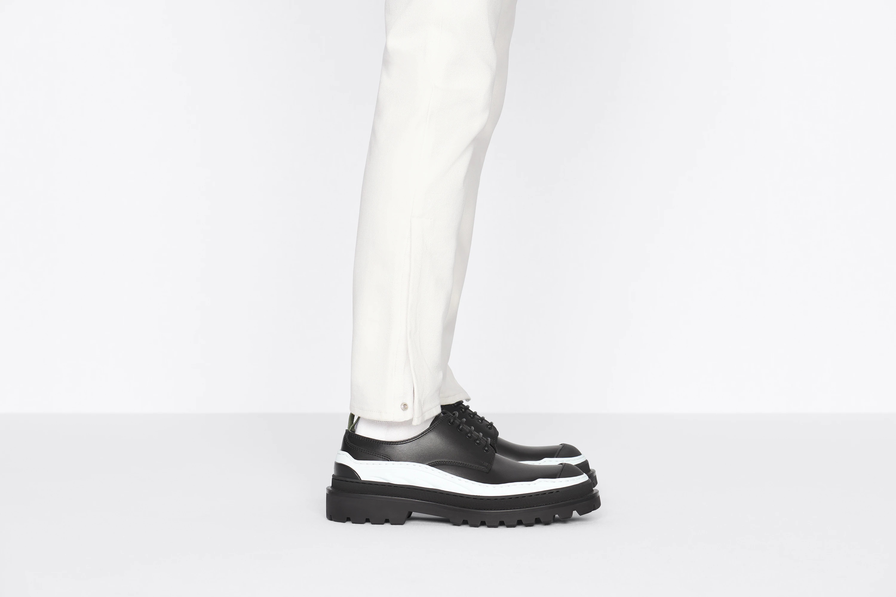 DIOR AND SACAI Derby Shoe - 8