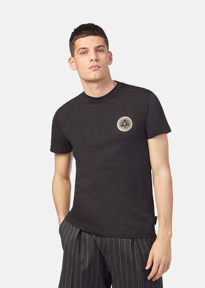 VERSACE JEANS COUTURE Gold Foil V-Emblem Accent T-Shirt outlook