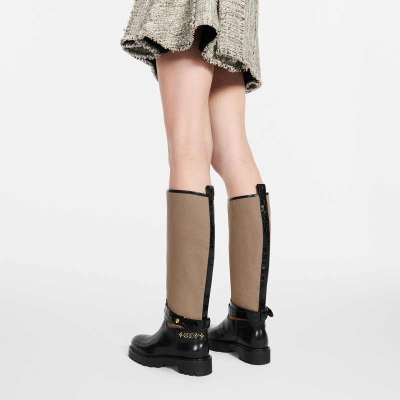 Louis Vuitton Territory Flat High Ranger outlook