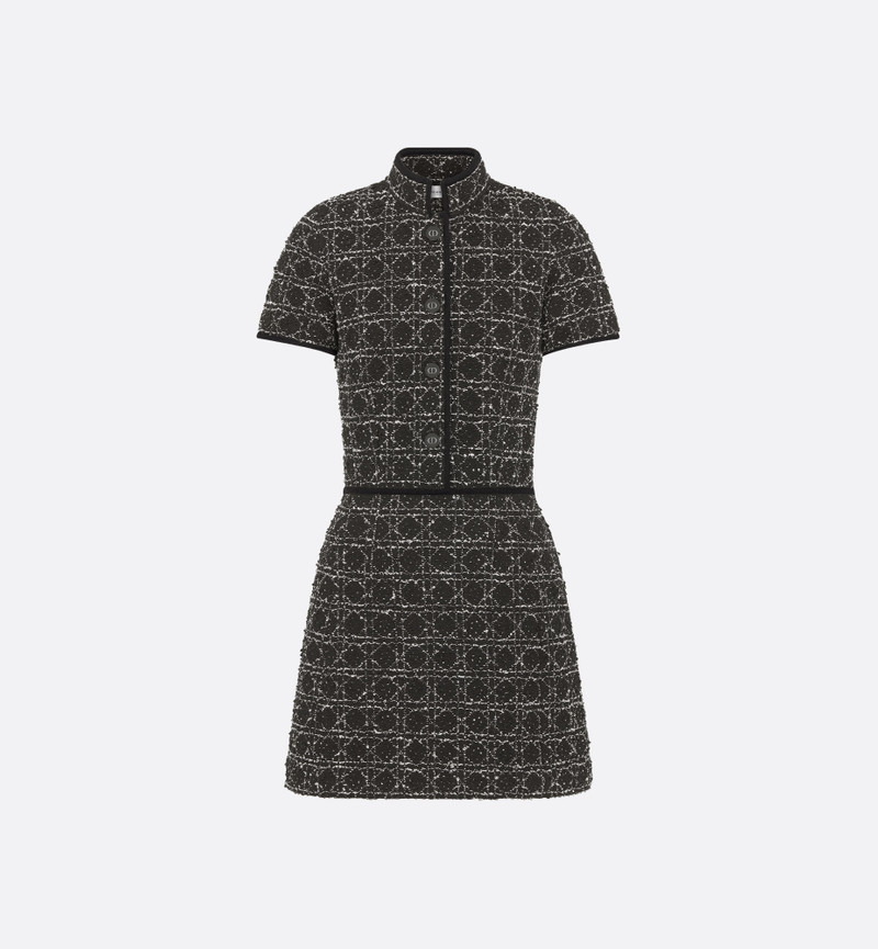 Short Macrocannage Flared Dress 1