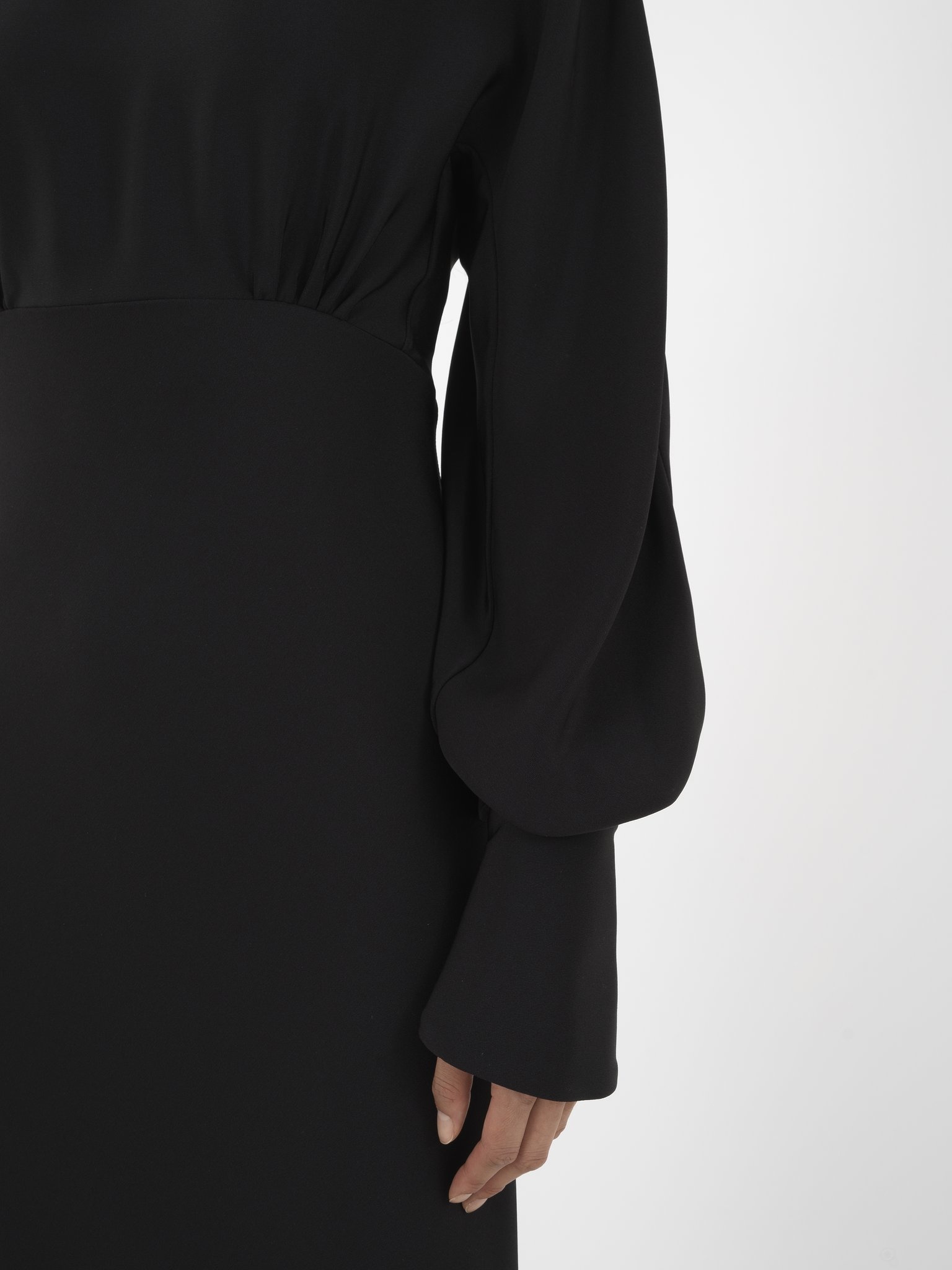 BOAT-NECK LONG FLARED DRESS - 6