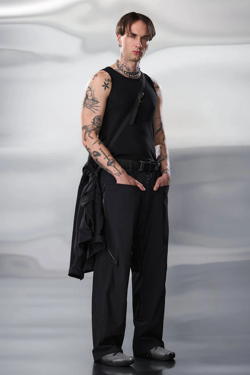 J29-TO Scrim Laced Ultra-Microfiber Blazer Black 24