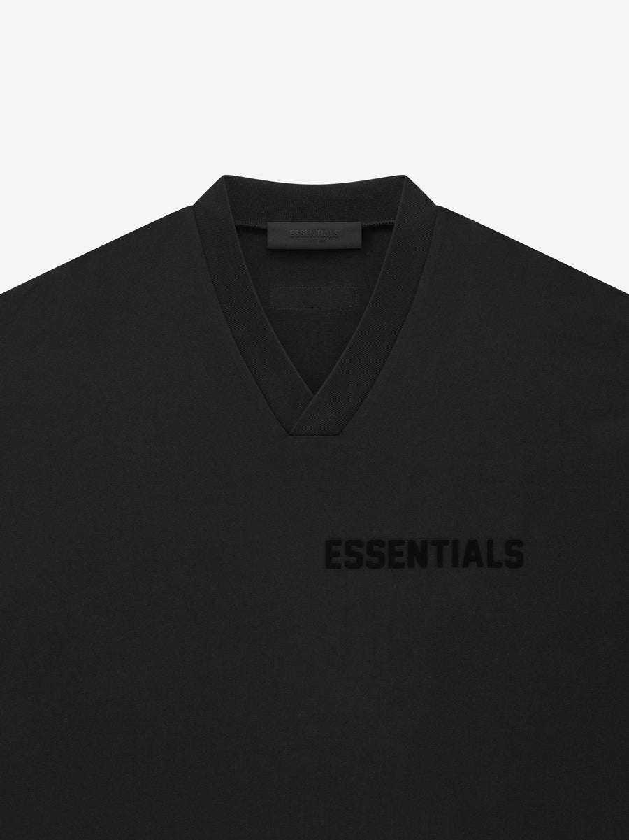 Essential V-Neck - 3