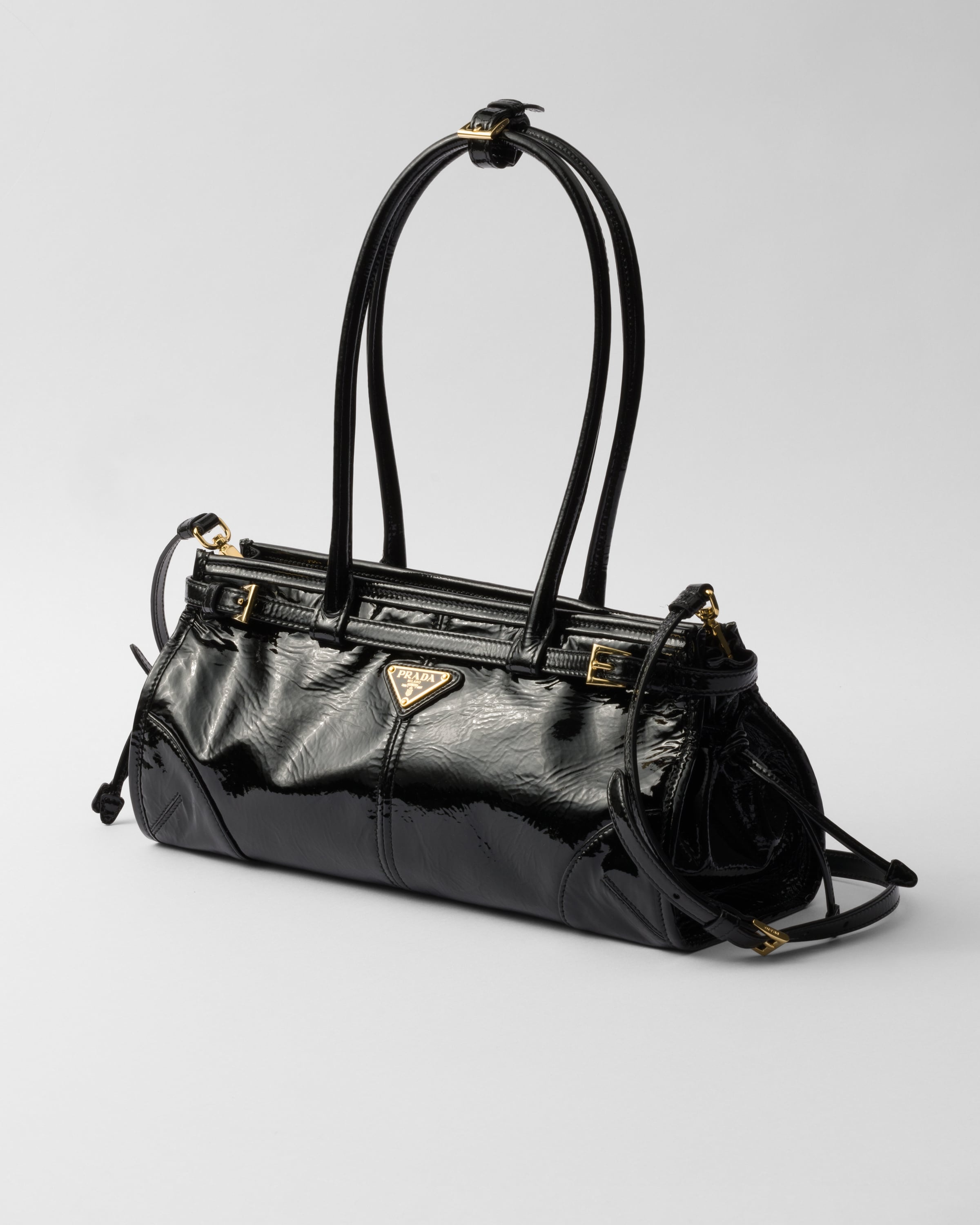 Medium naplak patent leather handbag - 2