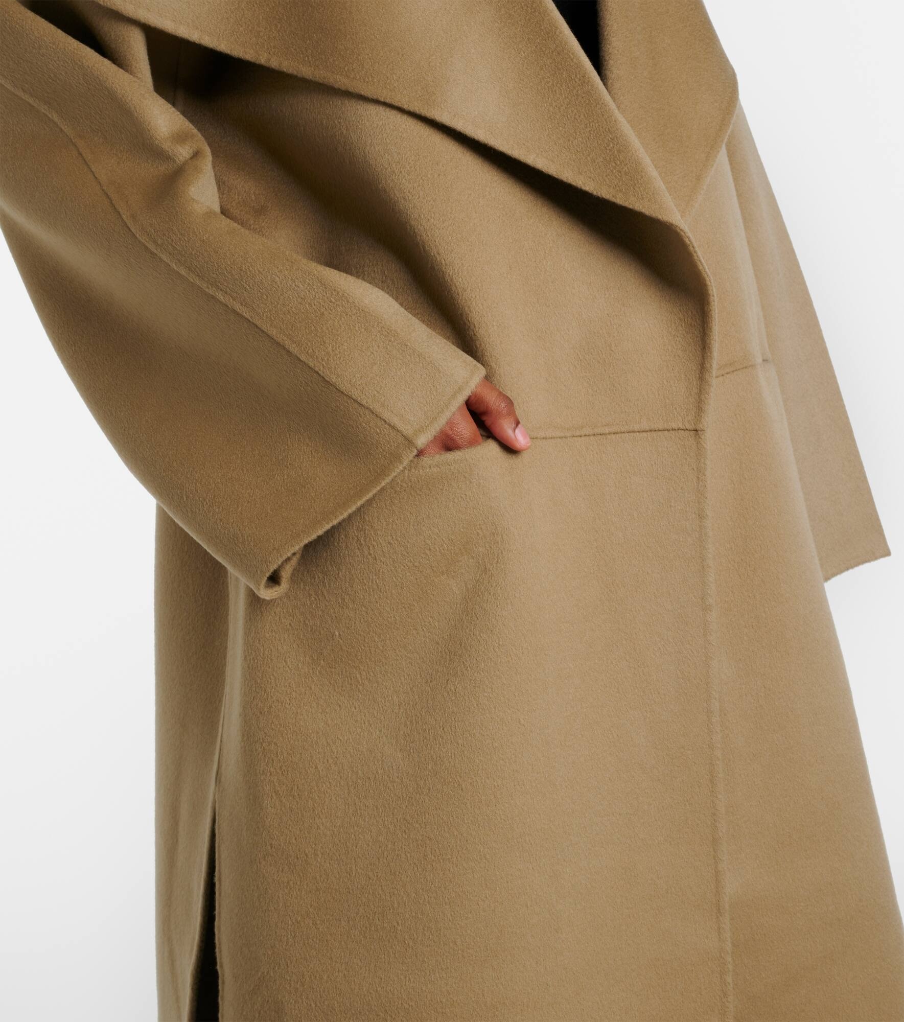 Signature wool and cashmere coat - 5