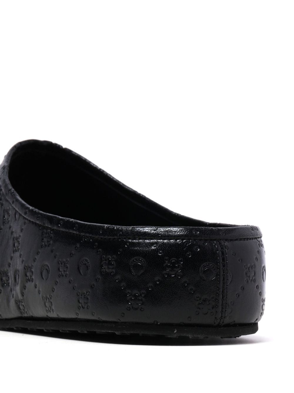 Moon-embossed slippers - 6
