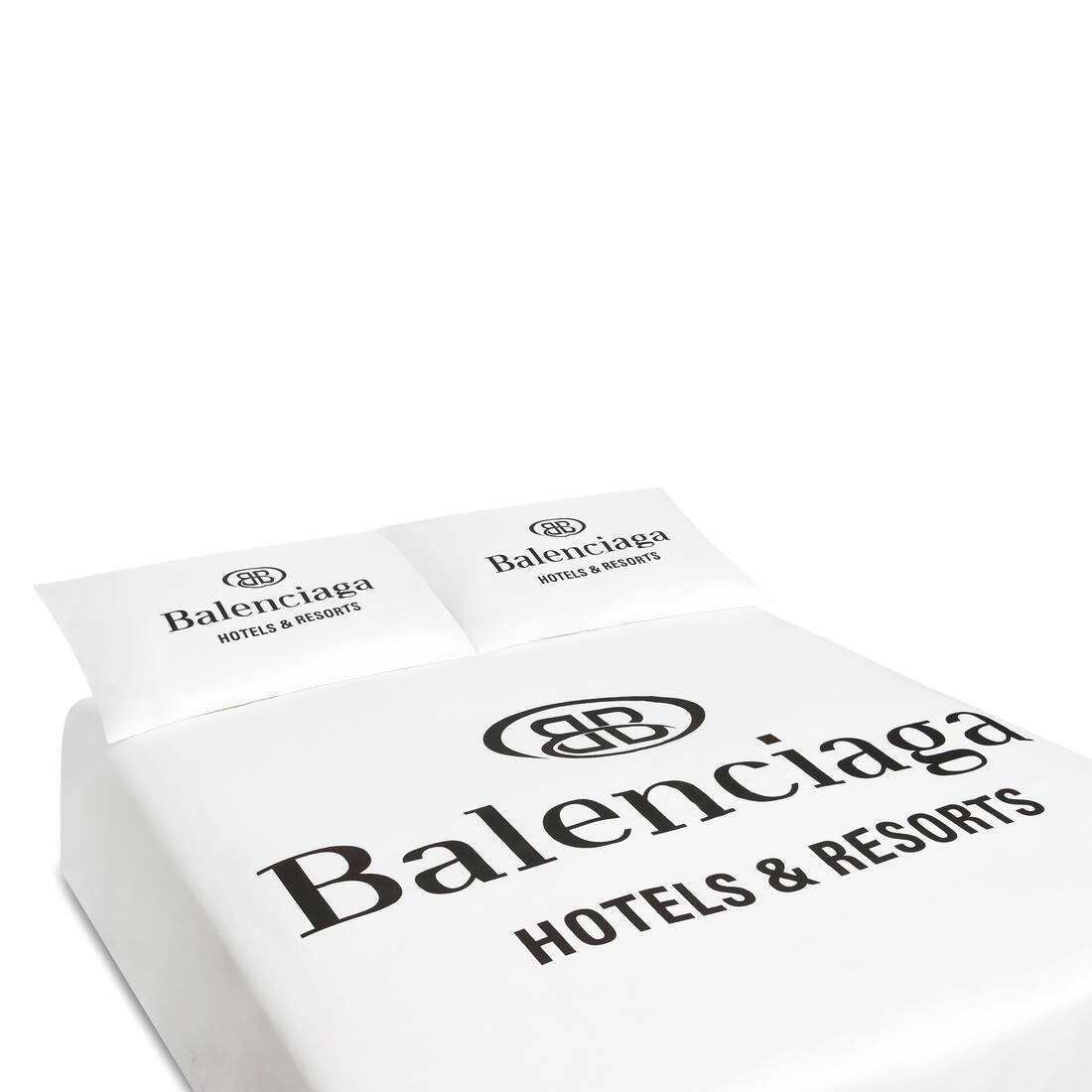Hotels & Resorts Bedding Queen Size in White - 2