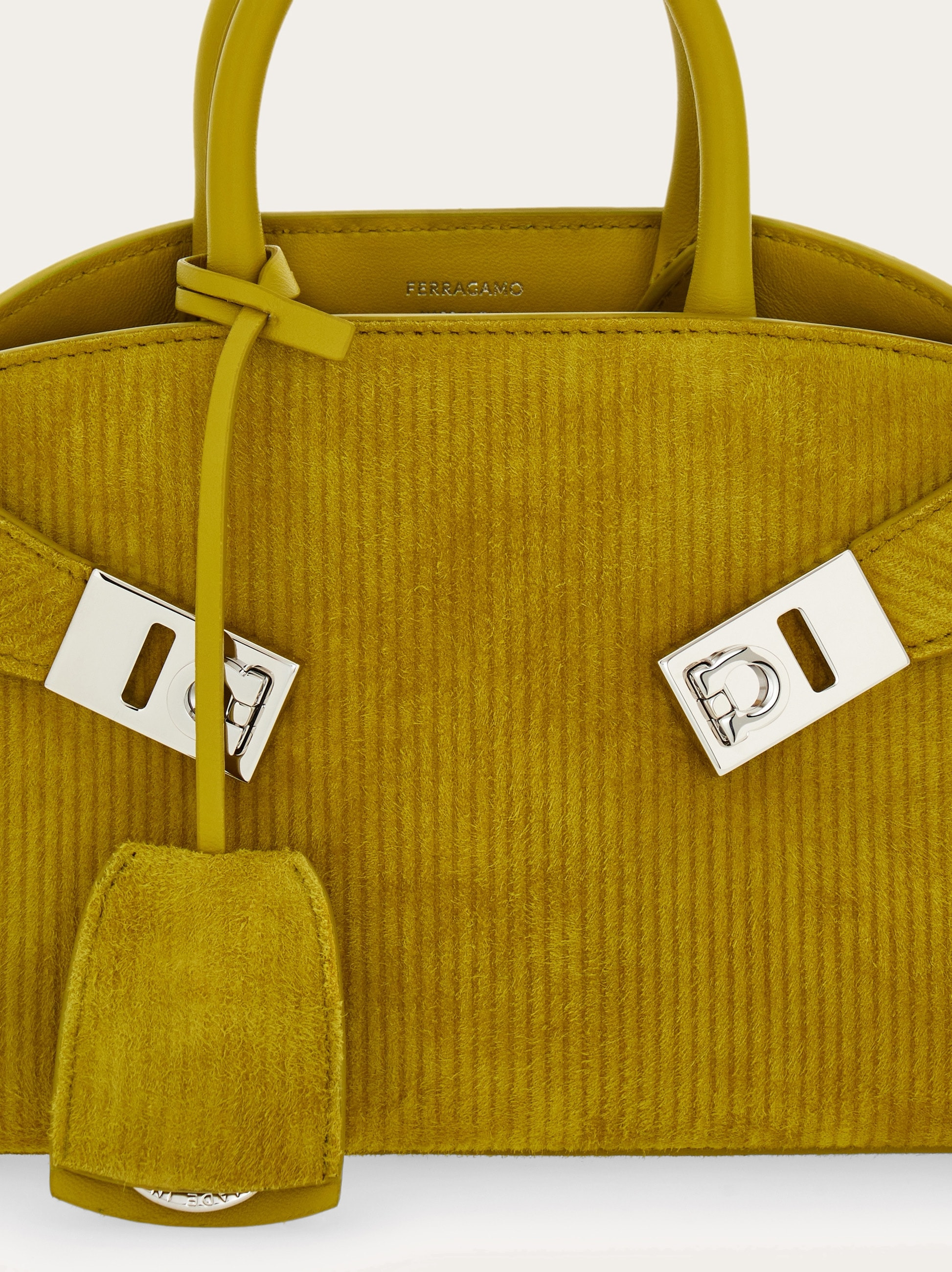 Hug handbag (XS) - 8