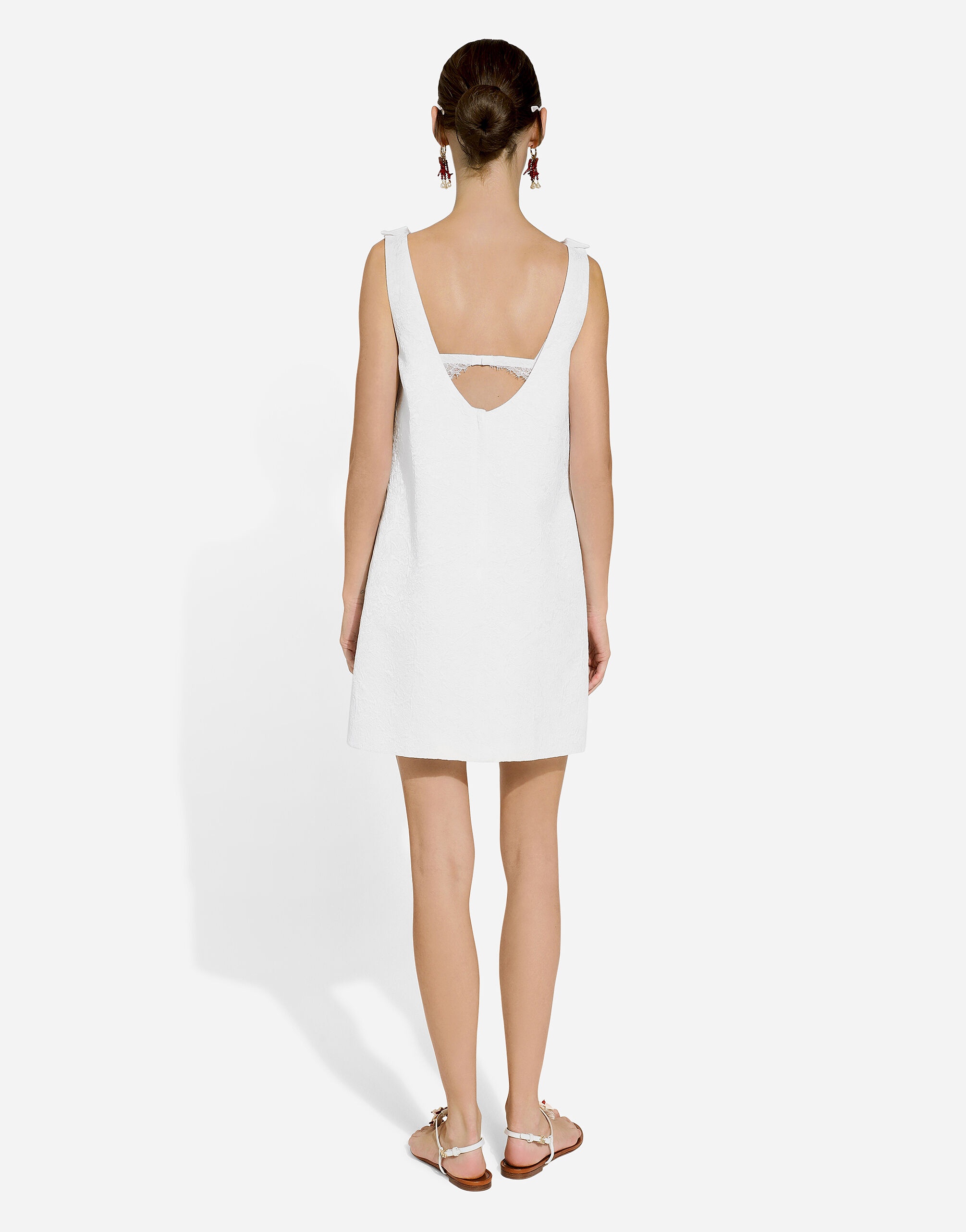Short brocade dress with back neckline - 3