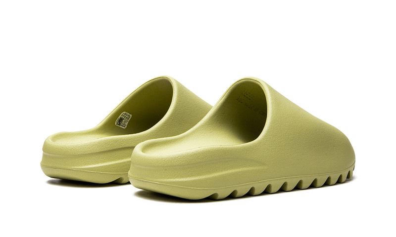 YEEZY Yeezy Slide outlook