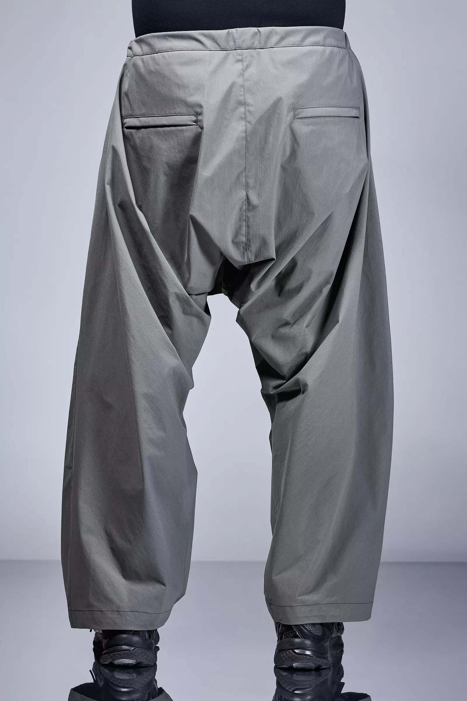 P30BL-E Encapsulated Nylon Ultrawide Drawcord Trouser Black - 29