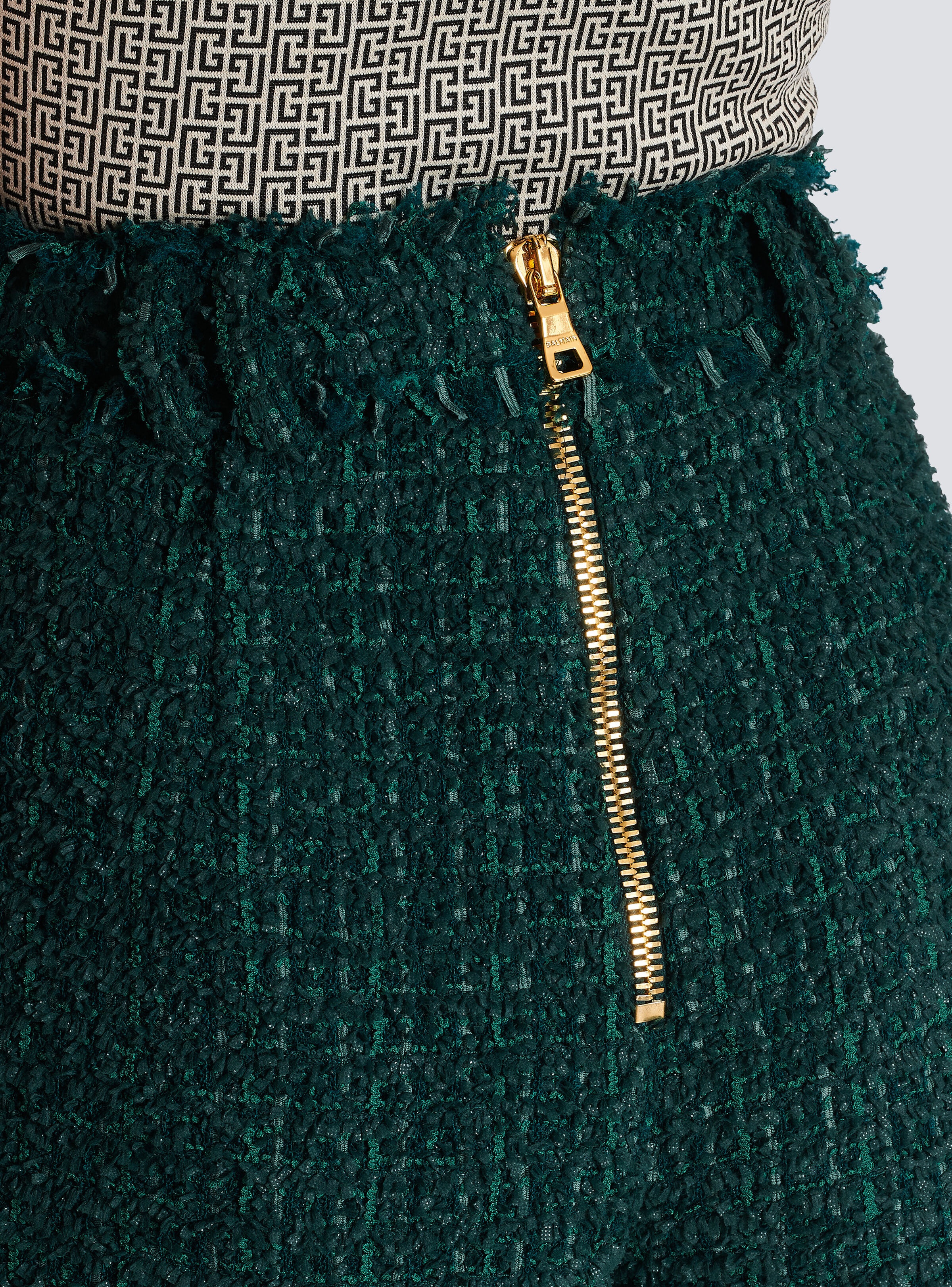 Tweed shorts with buttons - 7