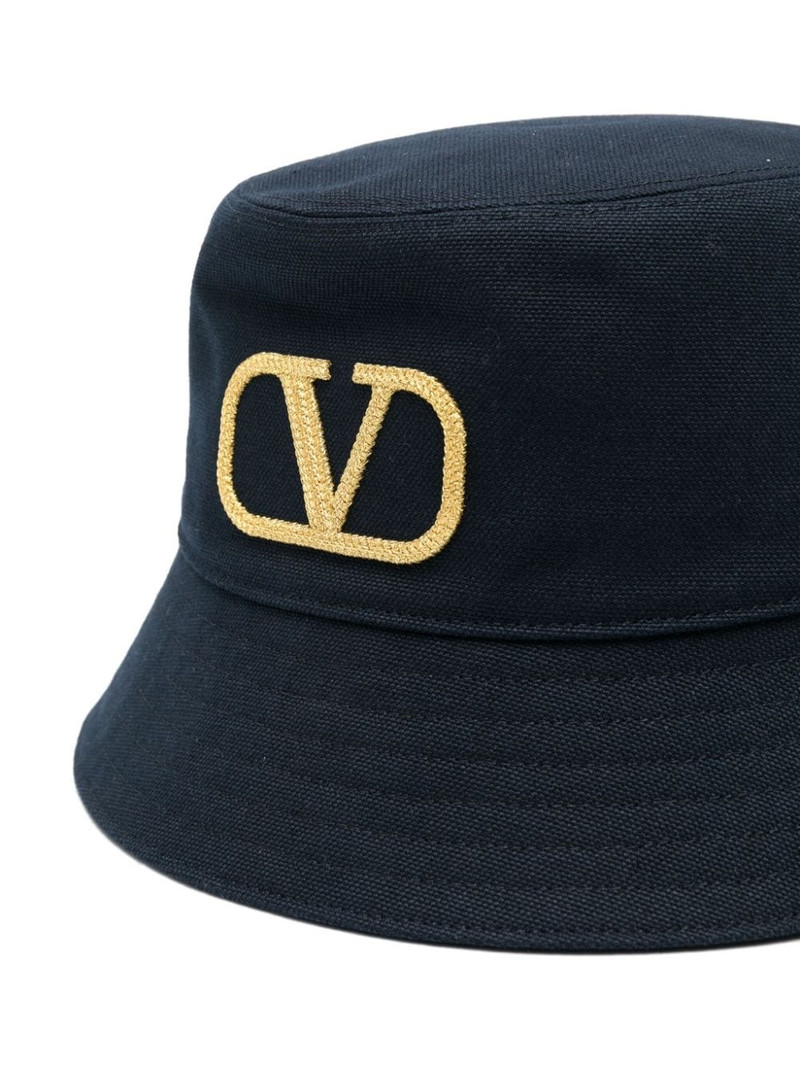 Valentino VLogo beanie outlook
