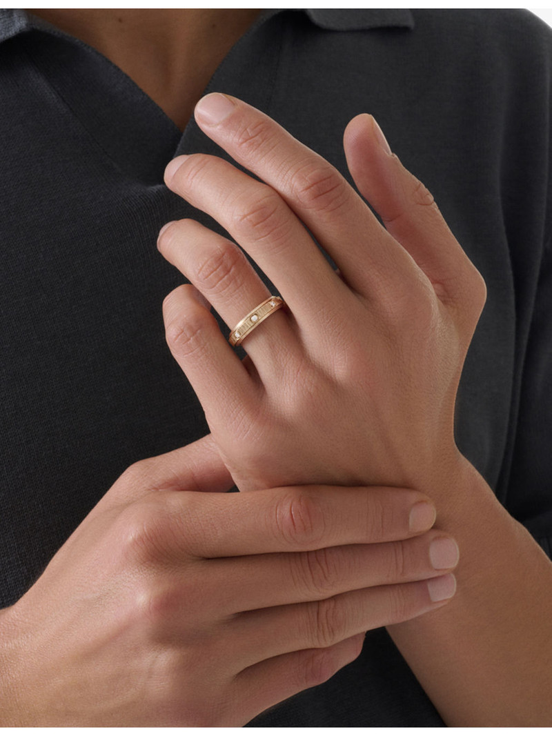 Piaget Possession 18ct Rose-Gold And 0.15ct Brilliant-Cut Diamond Ring outlook