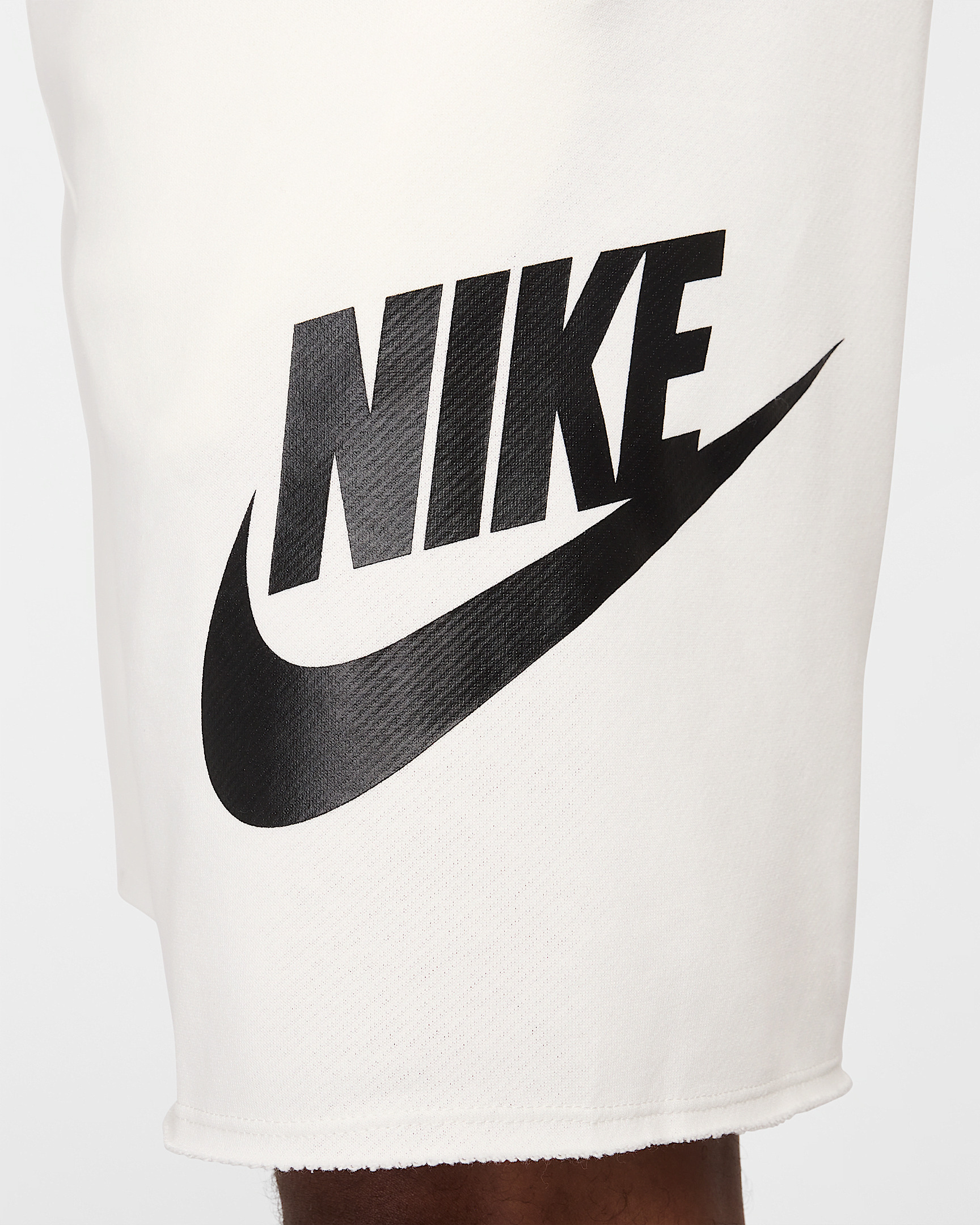 Nike Club Men's French Terry Alumni Shorts - 6