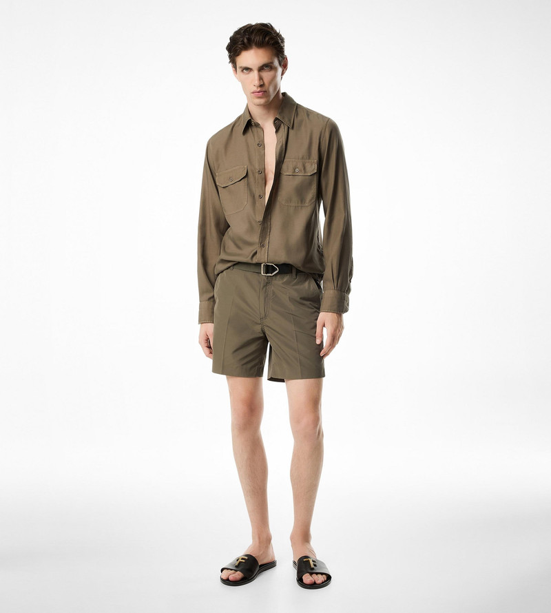 TOM FORD TECHNICAL FAILLE TAILORED SHORTS outlook
