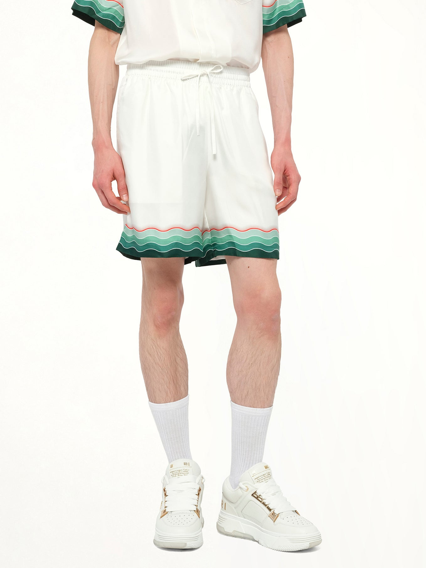 Montagne Ondulee Shorts in Multicolour - 6