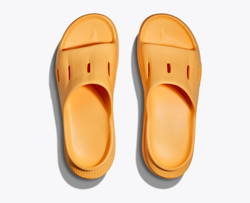 HOKA All Gender Ora Recovery Slide 3 outlook
