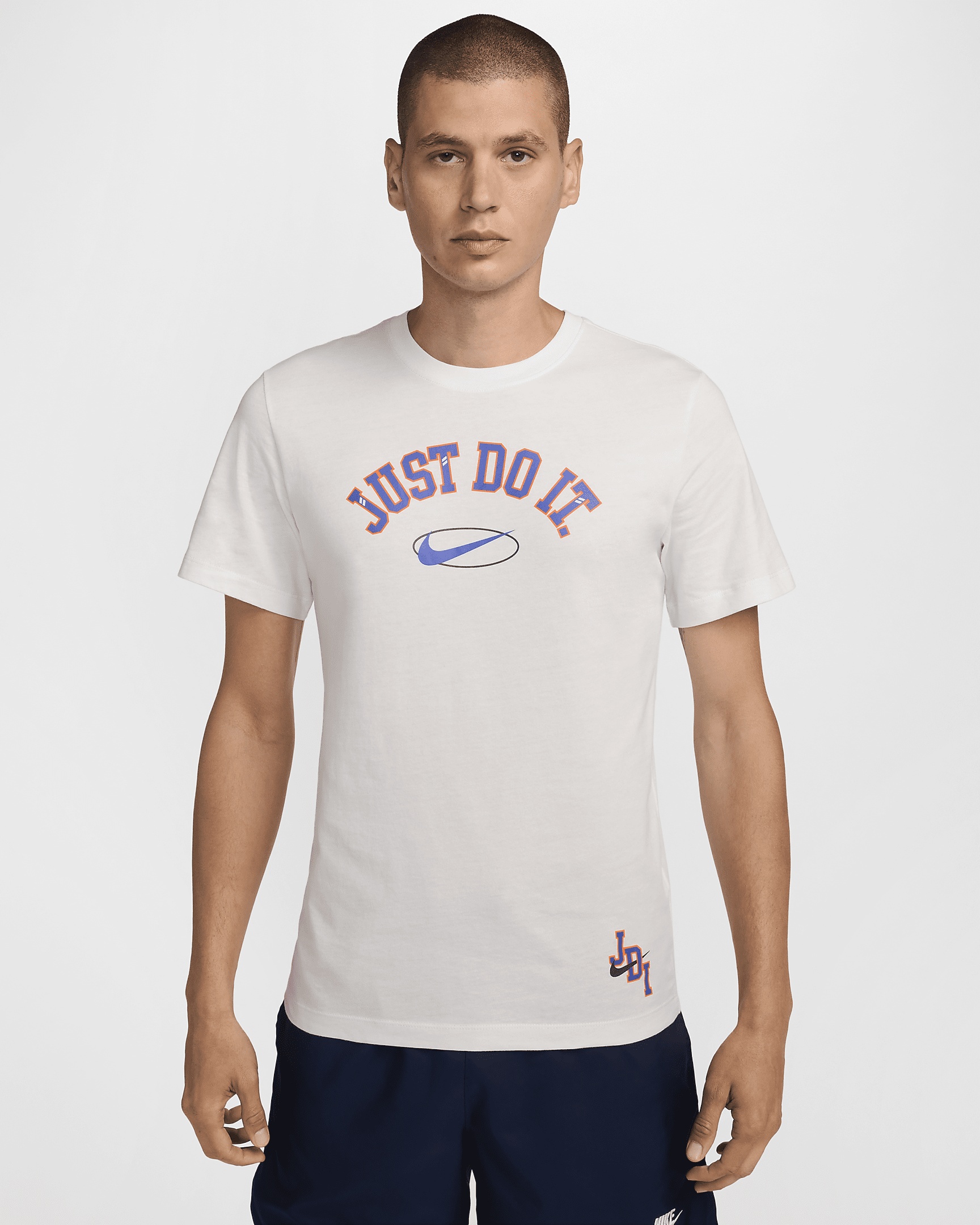 Nike Sportswear Men's T-Shirt - 1